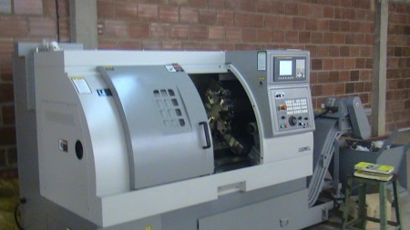 TORNO CONTROL NUMERICO